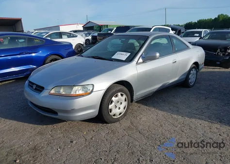 2000 Honda Accord 2.3 Lx from USA, damaged, VIN 1HGCG3147YA004016